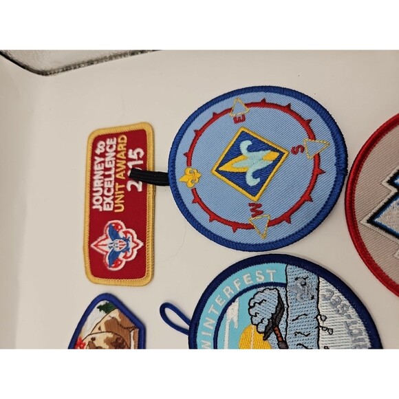 Lot Of 13 Boy/cub Scout Patches 2013-2015 - Picture 8 of 16